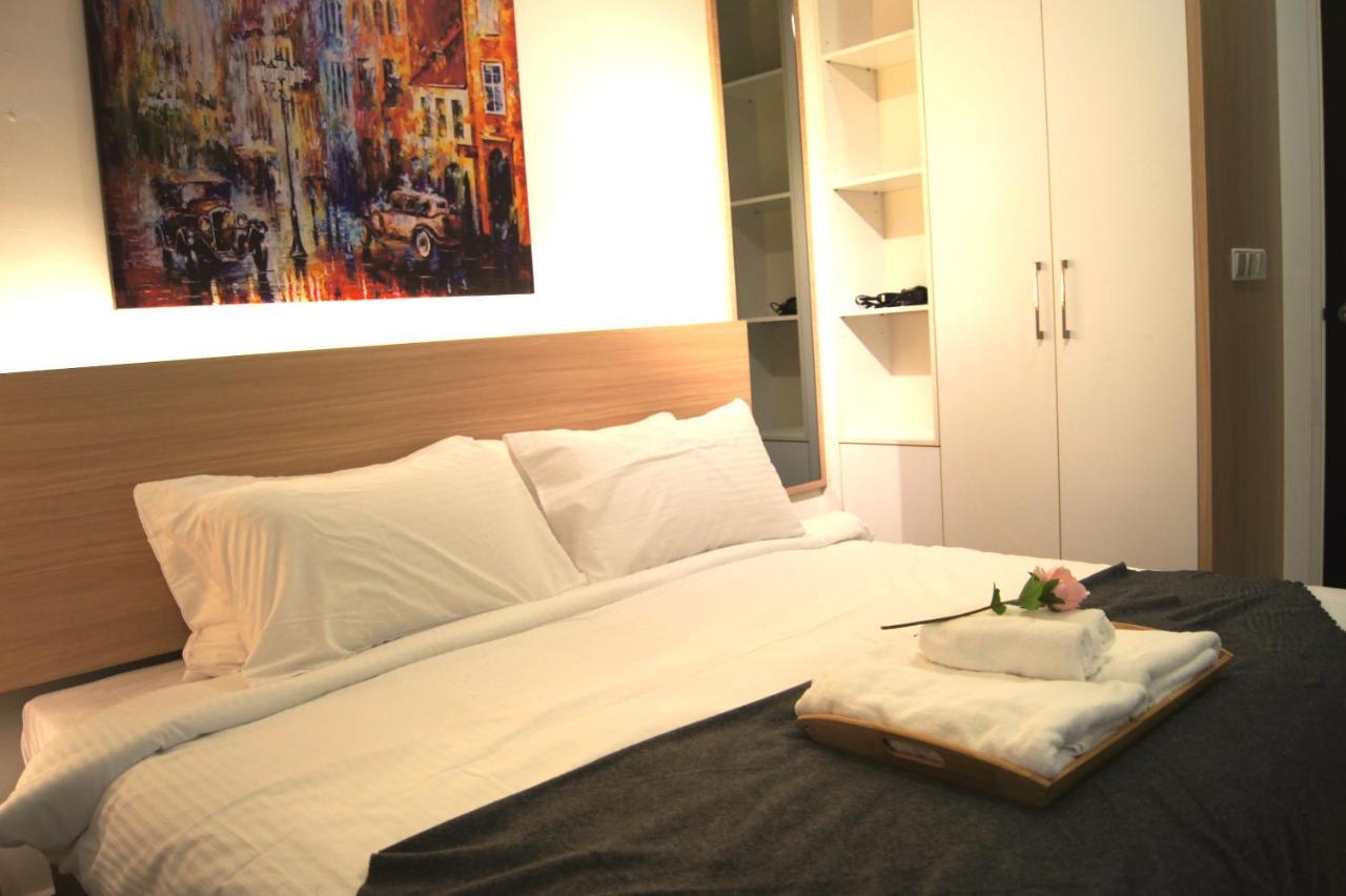 Twin Galaxy Suites By Iconic Bliss Johor Bahru Exteriör bild